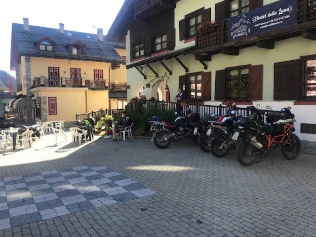 Chalet Della Luna Claviere Exterior foto